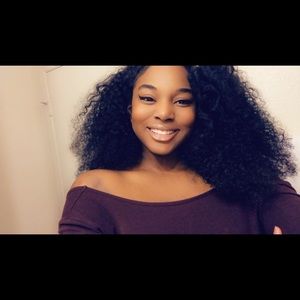 Meet your Posher, Vanessa